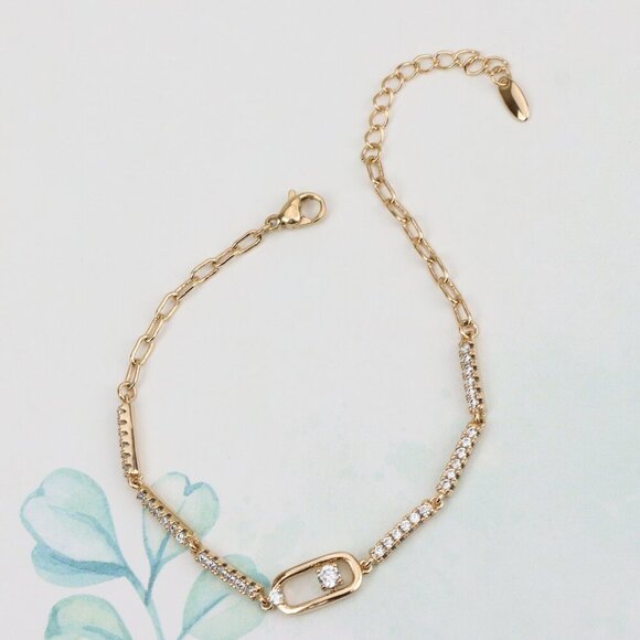 "Elegant Rose Gold Bracelet with Sparkling Center Oval Charm, XPBL0913 - Picture 1 of 13